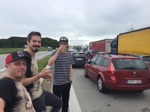 Sektchen auf der Autobahn